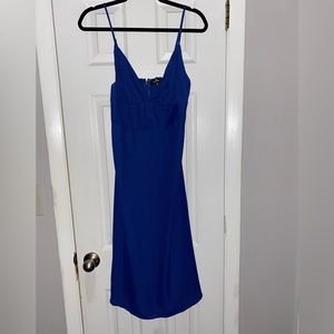 BRAND NEW NEVER WORN classy dress very flattering